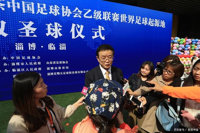 法网-神剧情！萨巴伦卡连丢10局+决胜盘吞蛋无缘四强